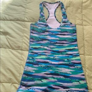 Lululemon tank
